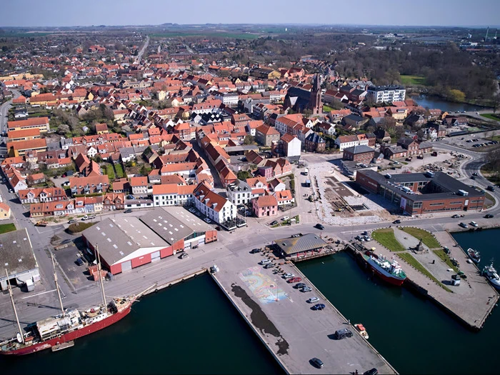 Ophold på Marcussens Hotel i den Idylliske havneby, Assens 