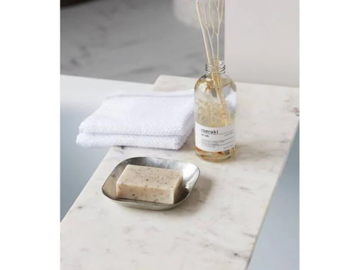 Toiletttaske og makeup taske med 2 bakker fra Meraki