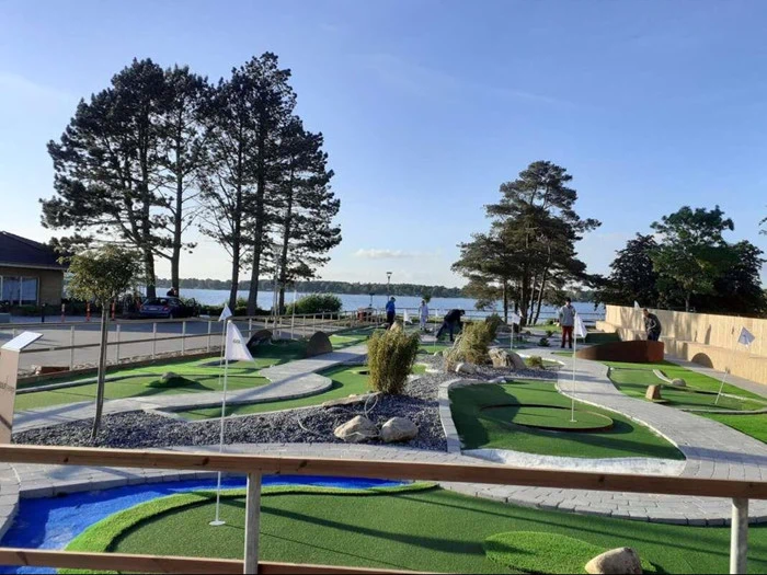 Forkælelsespakke i luksus hotelsuite på Søgaarden midt i naturen ved Sunds Sø