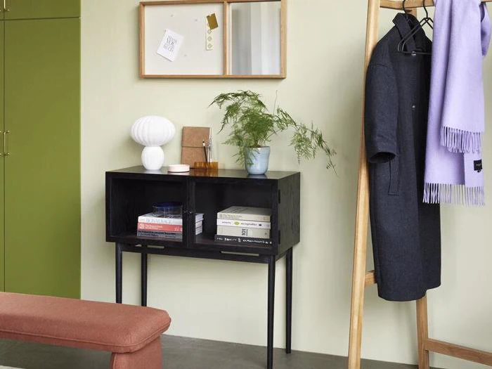 Hübsch, Museum, Konsolbord, Sort, Egetræ, H:90 x B:35 x L:90 cm