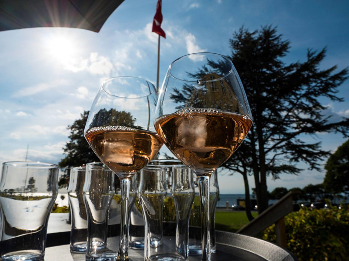 Ophold med 2 overnatninger for 2 personer på Residens Møen