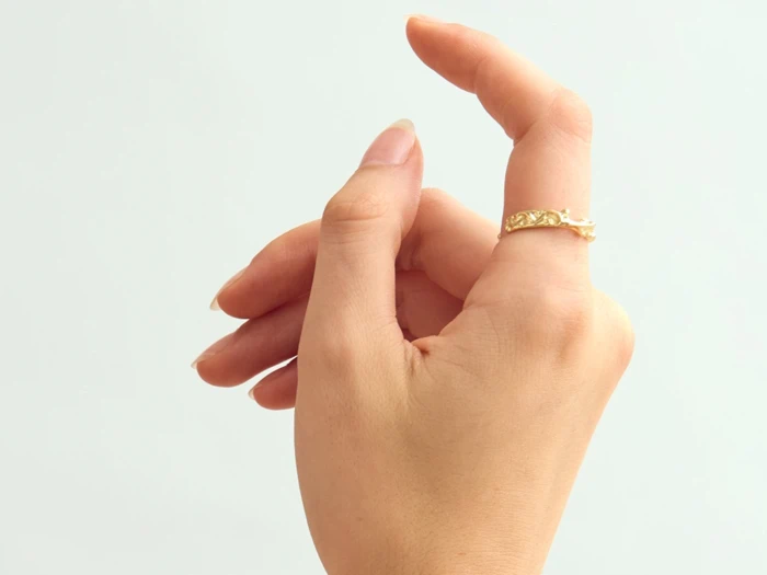 GRUNDLED, Noelle, Ring, Forgyldt, 18 karat forgyldt messing, Justerbar