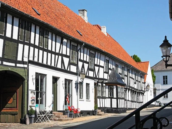 Ophold m/Vinmenu & 4-retters menu på Bogense Hotel 