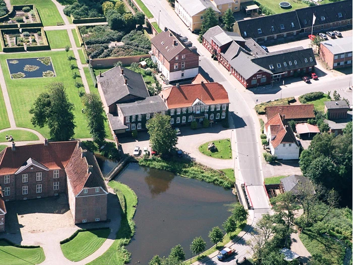 Overnatning for 2 på Gram Slotskro