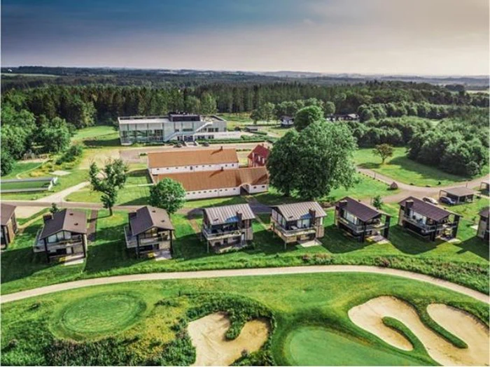 7 overnatninger i feriebolig for 4 personer til Lübker Golf & Spa Resort