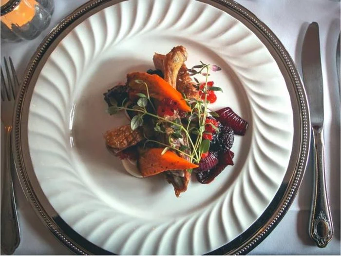 Slotsophold for 2 personer på Store Restrup Slotshotel 