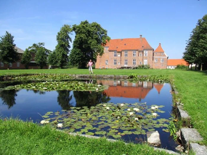 Overnatning for 2 på Gram Slotskro