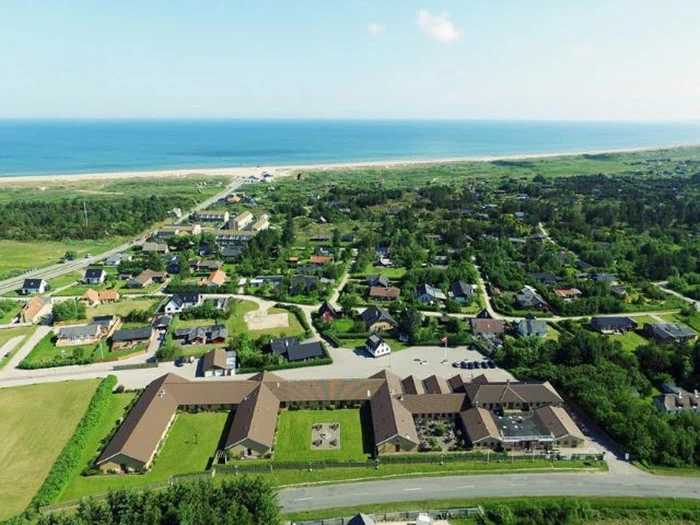 Hverdagsophold for 2 personer på Rønnes Hotel ved Slettestrand, Nordjylland
