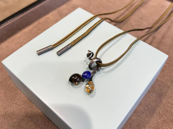 OLE LYNGGAARD COPENHAGEN halssmykke fra Christinas Guld & Sølv