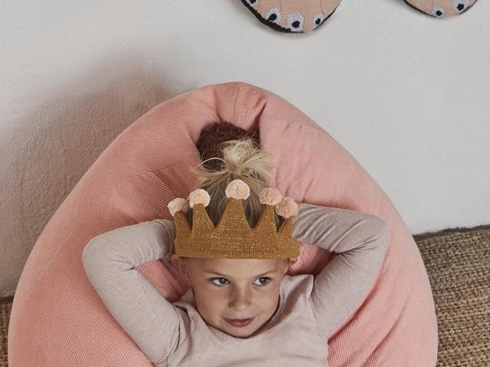 Prinsessekrone og 2 stk. Sommerfugle kostumer fra OYOY