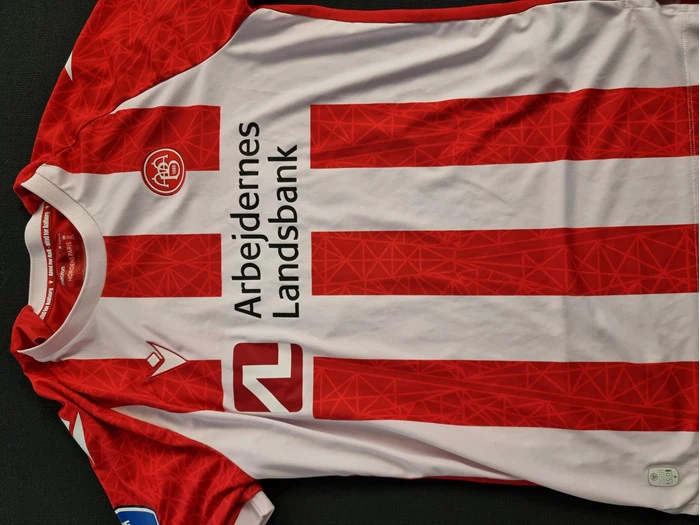 KAMPBRUGT KLUBRØJE #18 Louka Prip - #FodboldtrøjeFredag