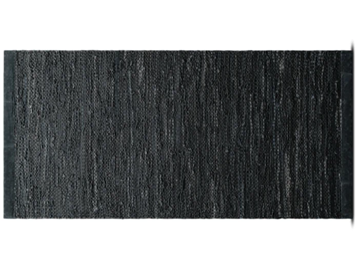 En rektangulær sort dørmåtte med et struktureret, vævet overflademønster, set ovenfra på en hvid baggrund.