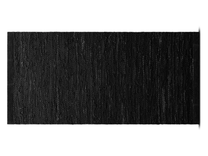 En rektangulær sort dørmåtte med en grov, struktureret overflade, placeret på en hvid baggrund.