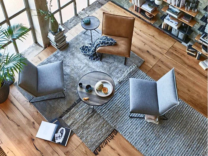 Orion bord i wild eg finér fra Bodahl - Ø60 cm 