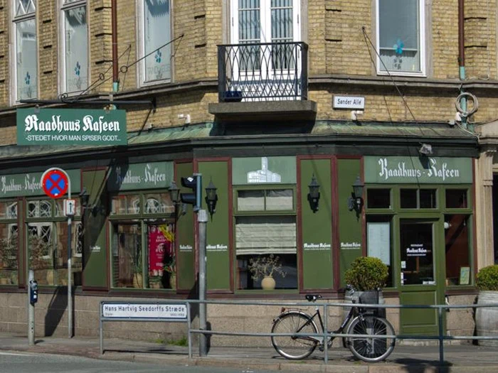 Gavekort på 1000,- til Raadhus Kafeen i Århus