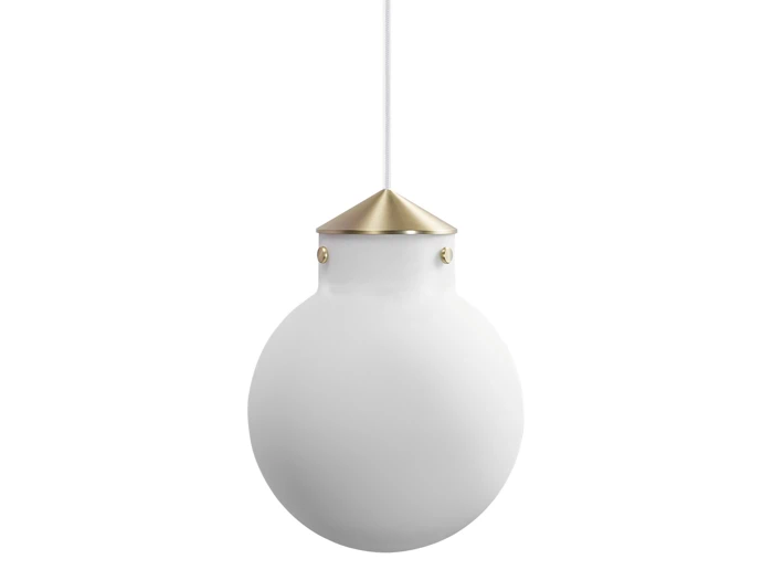 En moderne, kugleformet hvid pendel med en guldmetalkappe og en hvid ledning på en almindelig hvid baggrund.