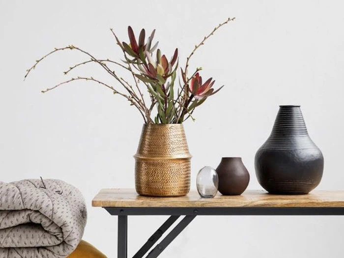 Rattan urtepotte i antik messing fra House Doctor - H23xØ19