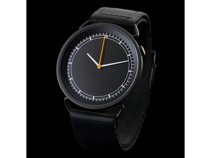 MUW ur + ekstra orange rem fra Rosendahl