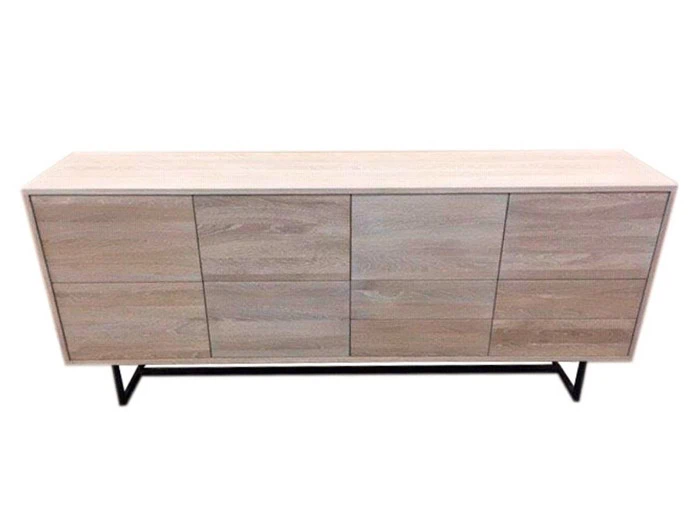 Massiv egetræsskænk fra Kristensen:Kristensen