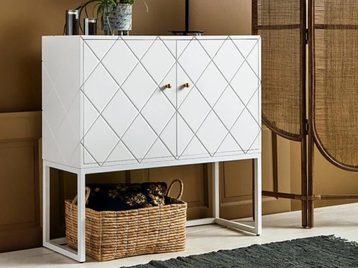 SQUARE lille skænk fra Nordal - 97X100 cm