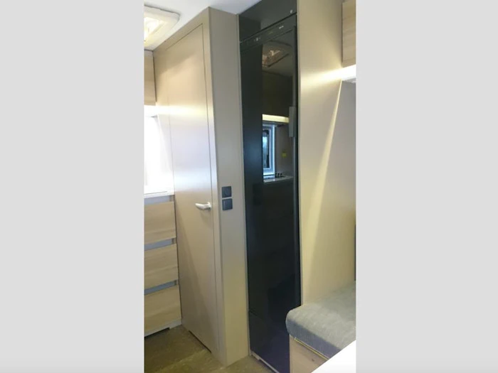 Adria Alteafour 362 XH fra Klarup Caravan Center A/S