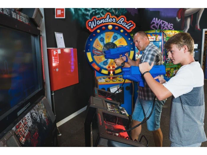 Hverdags ophold for 4 personer ved feriecentret Dayz Seawest