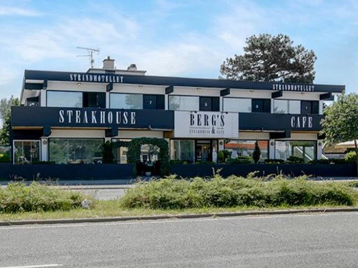 Weekendophold for 2 hos Strandmotellet Greve inkl. 3-retters middag hos Berg´s Steakhouse