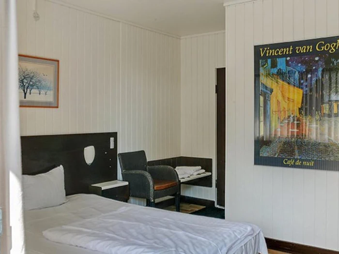 Weekendophold for 2 hos Strandmotellet Greve inkl. 3-retters middag hos Berg´s Steakhouse