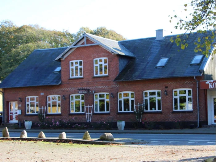 Ophold for op til 26 personer på Kongeåkroen.