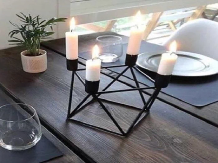 Fantastisk flot Lysestage + 32 stearinlys ( ass. farver 14-22 cm )