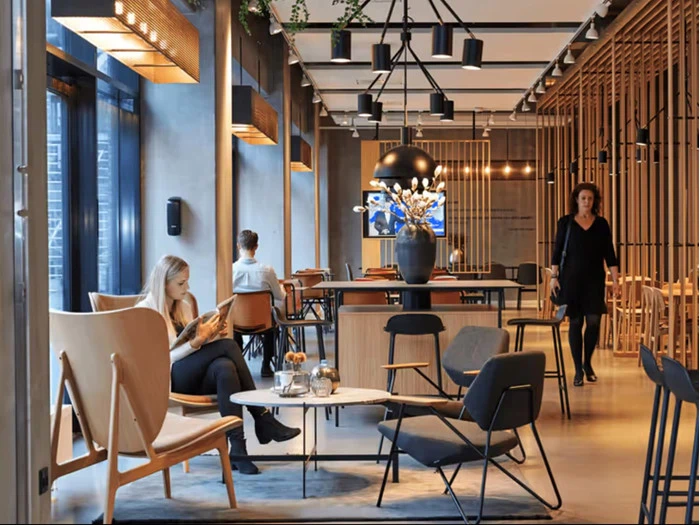 Ophold m/morgenbuffet for 2 i centrum af Aalborg på Zleep Hotel Aalborg 