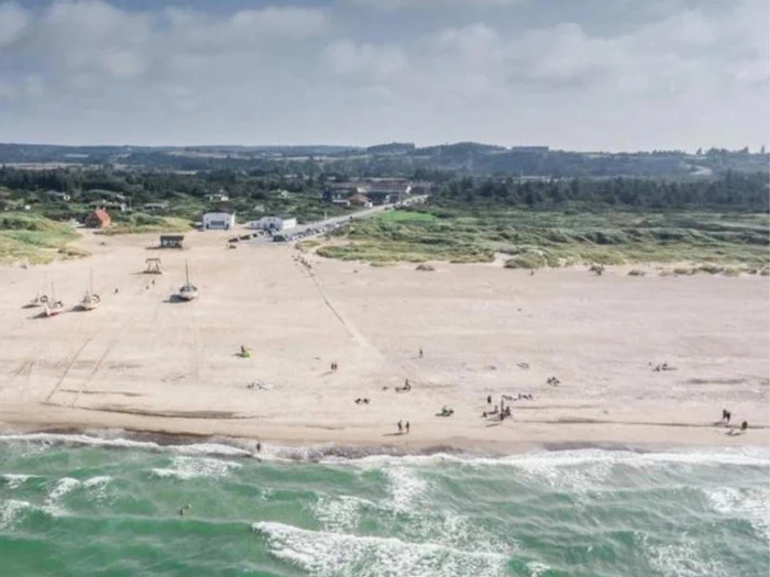 3 valgfrie overnatninger i feriehus i Slettestrand - 400 meter til Vesterhavet (op til 6 personer)