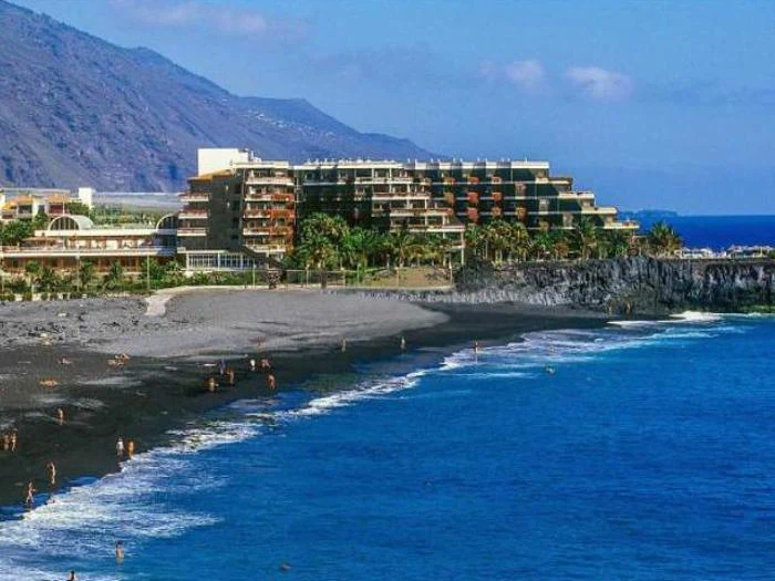 La Palma: 7 dage på lejlighedshotel tæt på den smukke lavasandstrand – afrejse 29. November