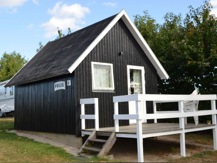 Miniferie for 4 på Løgballe Camping - hytte i dejlig dansk natur - under 1 time fra Legoland