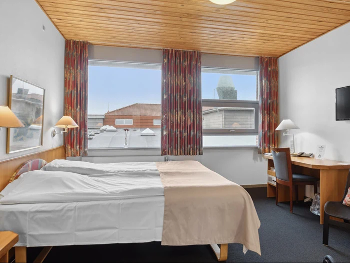 Ophold for 2 på Hotel Pinenhus - Smuk beliggenhed ved Salling Sund