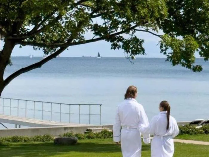 OVERNATNING FOR 2 PERSONER PÅ KURHOTEL SKODSBORG