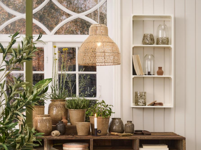 Ib Laursen, UNIKA, Væghylde m/3 hylder u/bagbeklædning, Råhvid, Træ, B:40 x H:90 x Dia:12 cm