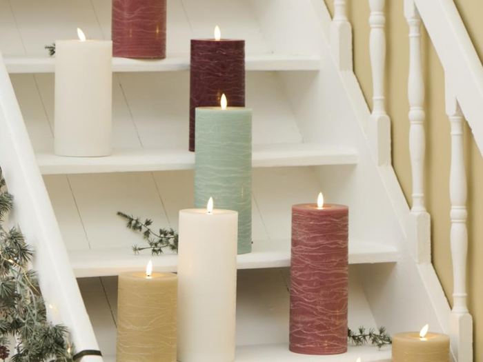 Ib Laursen, LED-bloklys m/varm flamme, Indendørs, Grøn, Voks, H:25 x Dia:10 cm