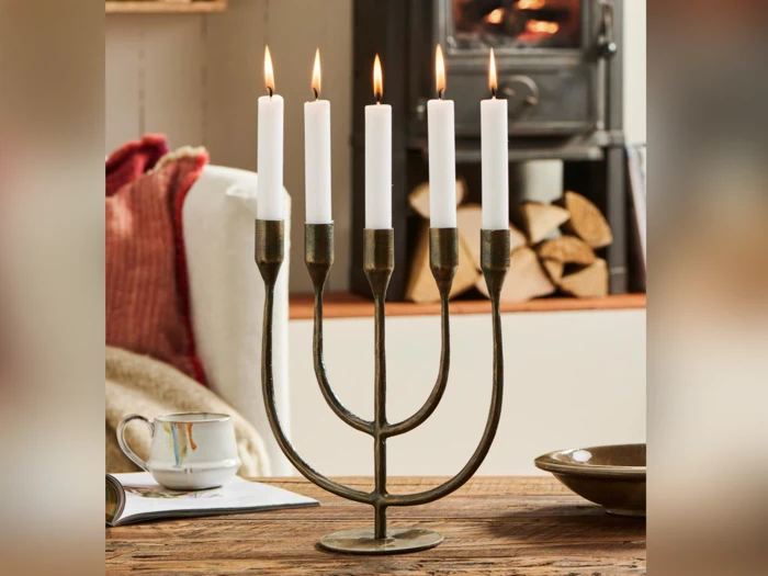 Ib Laursen, Melilla, 5-armet, Lysestage, Antik Messing, Aluminium, H:26 x B:11 x L:27 cm