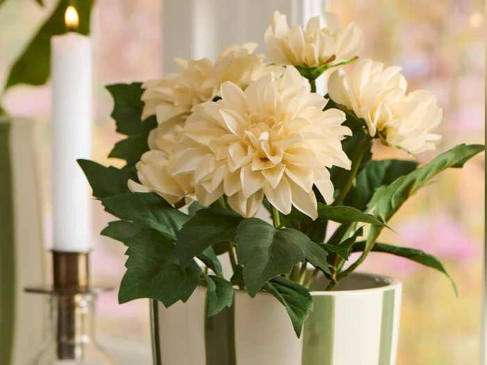 Ib Laursen, Kunstig, Dahlia, Råhvid, Plastik, H:25 x Dia:22 cm