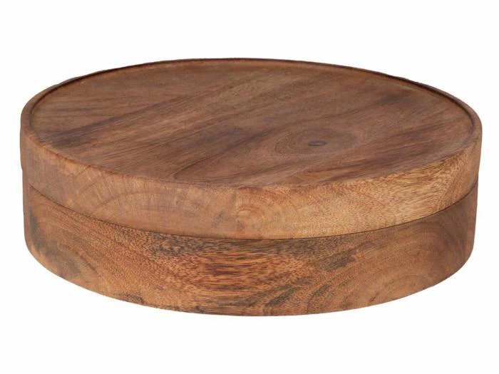 En rund, flad trækasse med glat overflade og monteret låg, vist på en hvid baggrund.