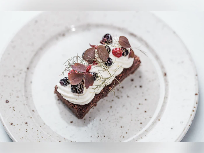 Miniferie for 2 på Samsø - Poolhus på Strandlyst Hotel og 3-retters gastronomi på Restaurant Behrnt