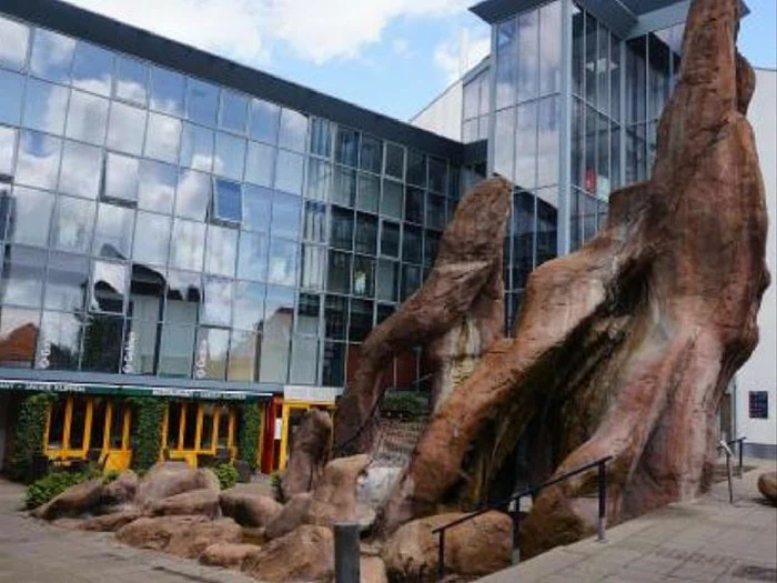 KAMPAUKTION - Gavekort på kr. 5000 til Restaurant Under Klippen