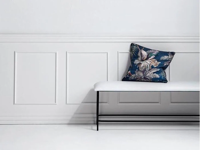 Vanilla bænk i hvid PU læder fra Nordal - L: 124 cm