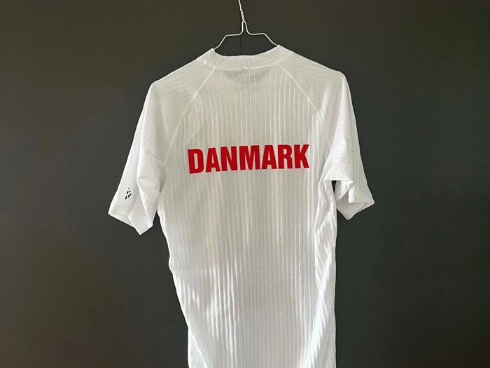 Originale OL 2024 Trøje fra Victor Gairy Aasmul