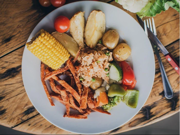 Buffet og buffalofilet til 5 personer hos Restaurant Rodeo